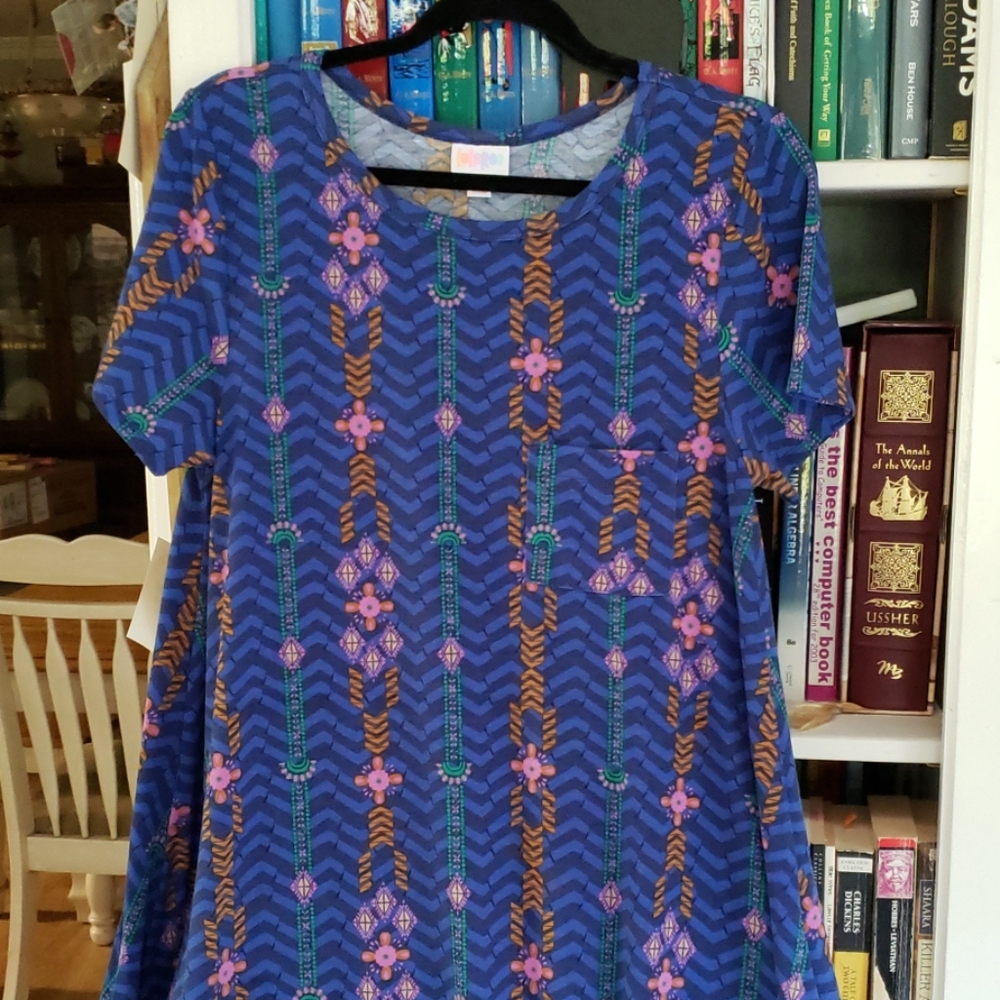 Like New, worn once Carly